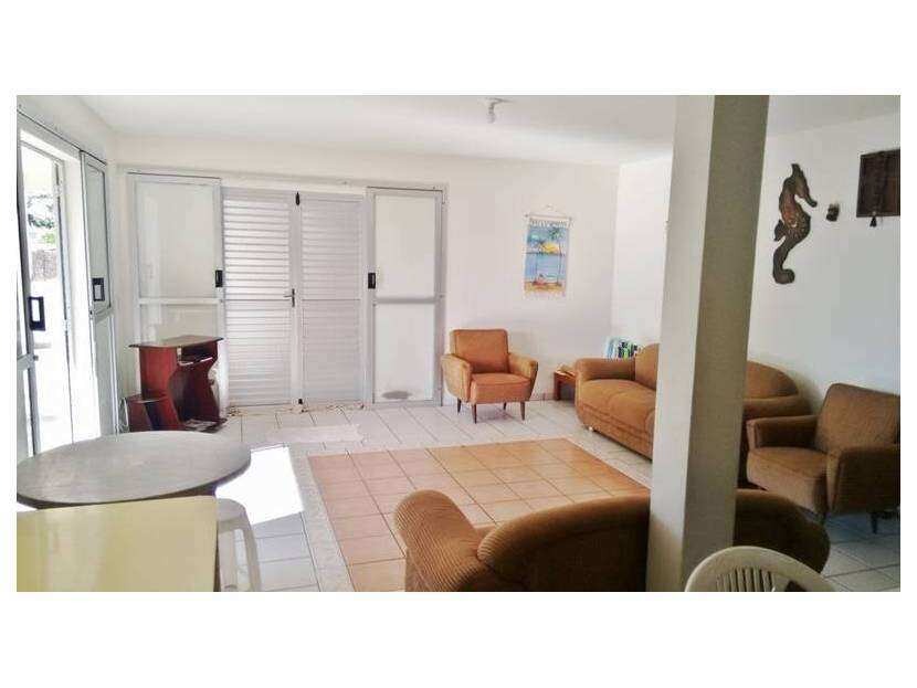 Casa na Avenida Principal – Balneário Coroados, Guaratuba/PR - Mauro Alexandre Imóveis