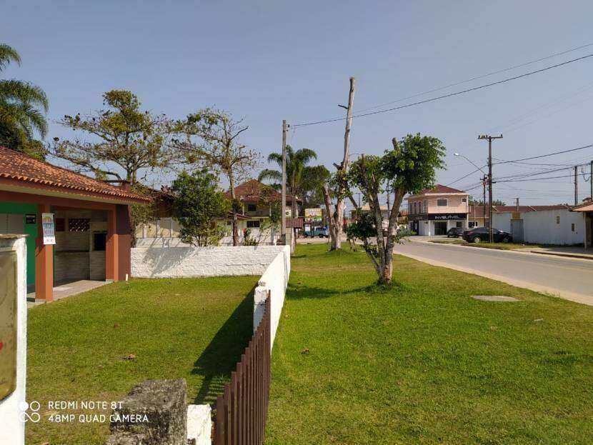 Casa na Avenida Principal – Balneário Coroados, Guaratuba/PR - Mauro Alexandre Imóveis